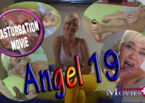 Masturbation beim Porno-Casting mit Angel 19