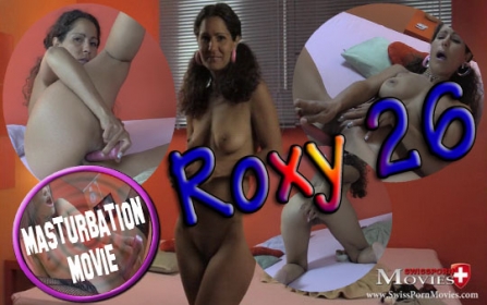 Masturbation 01 - Teen Roxy spoils herself - Bild 1