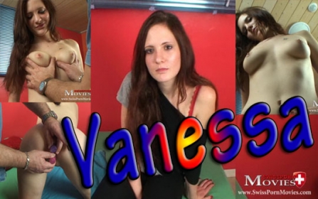 Perverted games with teeny Vanessa 19 - Bild 1
